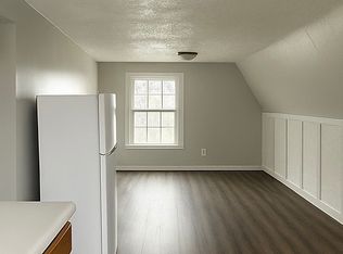 1033 E Oakland Ave #B, Lansing, MI 48906