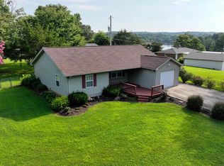 455 Canton Lakeshore Dr, Cadiz, KY 42211