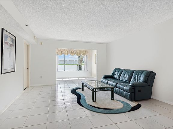 2nd image of 14096 Huntington Pointe Drive #103