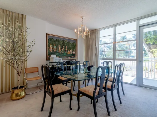301 174th St APT L12, Sunny Isles Beach, FL 33160