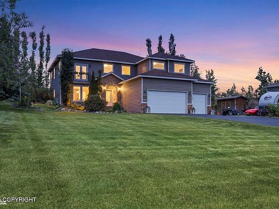 2nd image of 2773 E Beech Way
