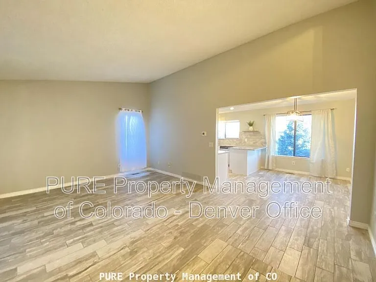 525 Southpark Rd — Photo 5