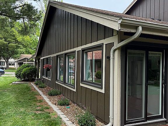 3rd image of 67 Trailridge Ln
