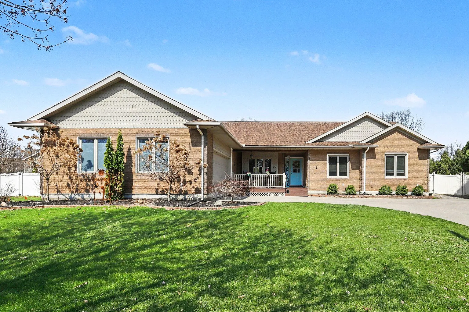 33 Wood Dr photo 1