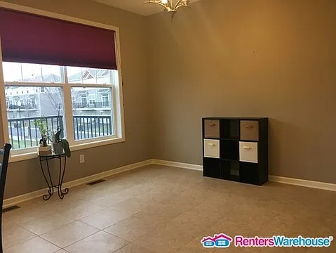 9643 Scott Ln N — Photo 5