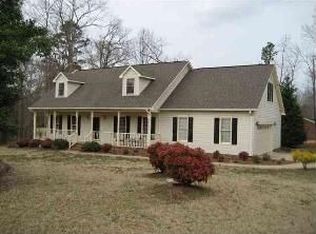 132 Byars St, Greer, SC 29651