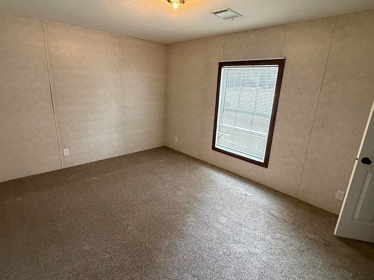 4024 N Monroe St #26 — Photo 11