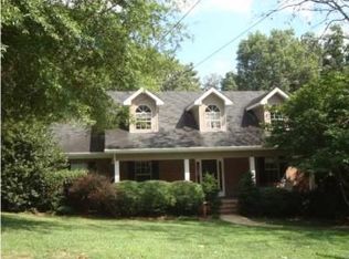 1803 Rock Bluff Rd, Hixson, TN 37343