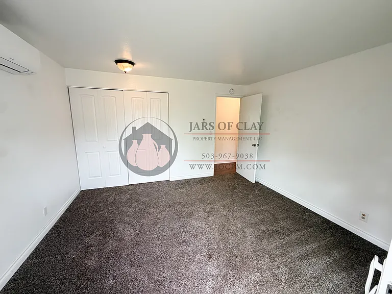 3370 Beacon Ct NE — Photo 13