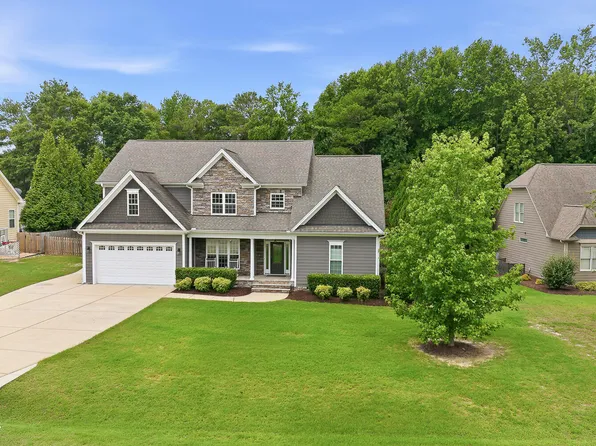 5916 Rounder Ln, Holly Springs, NC 27540