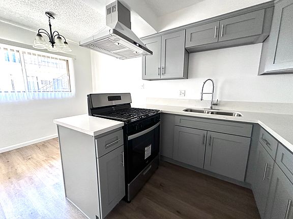 4th image of 365 W Milford St #3