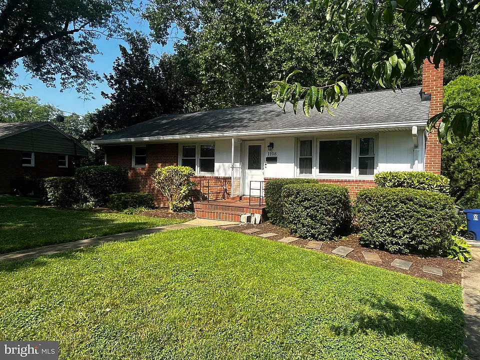 1108 Archer Ct