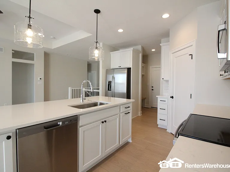 1237 NW 32nd St — Photo 7