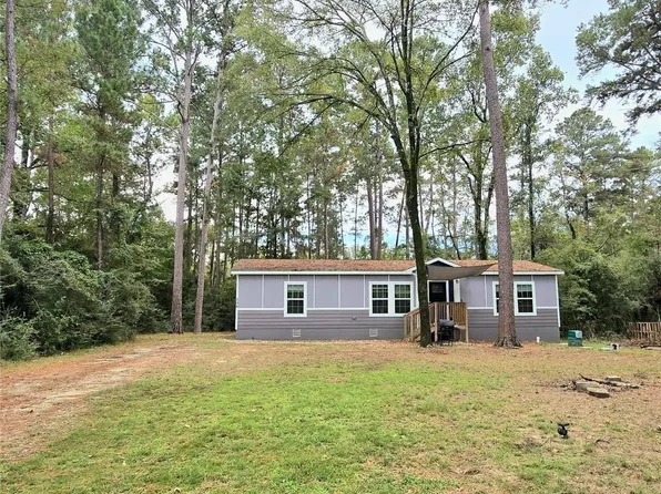 304 N Walnut Dr, Trinity, TX 75862