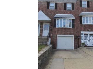 9881 Garvey Dr, Philadelphia, PA 19114