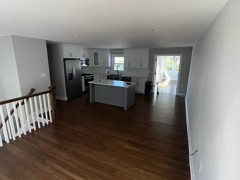 16 Roosevelt Dr — Photo 3