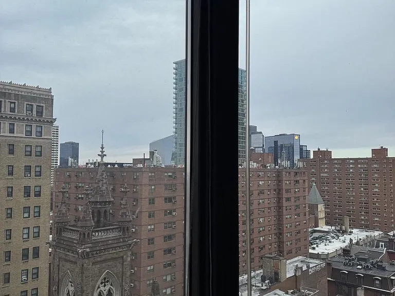 2020 Walnut St #15K — Photo 13