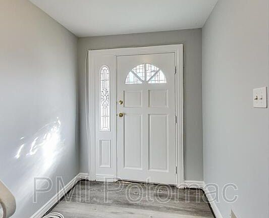 5th image of 1729 Wilmart St