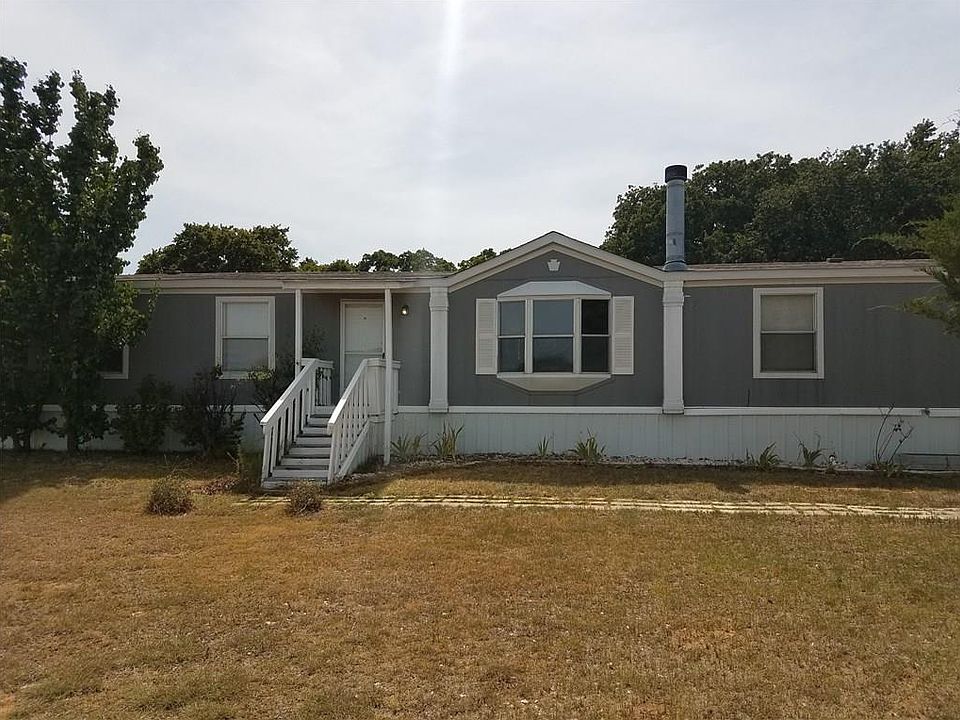 1st image of 105 Briar Oaks Ct
