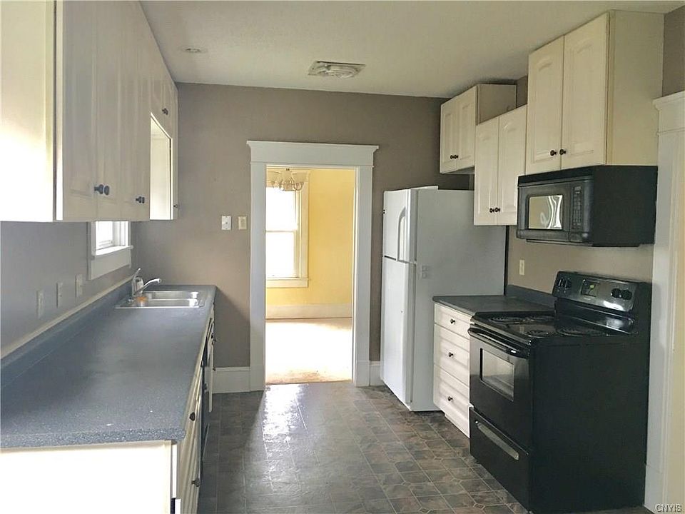 51 Barnes St, Gouverneur, NY 13642 Zillow