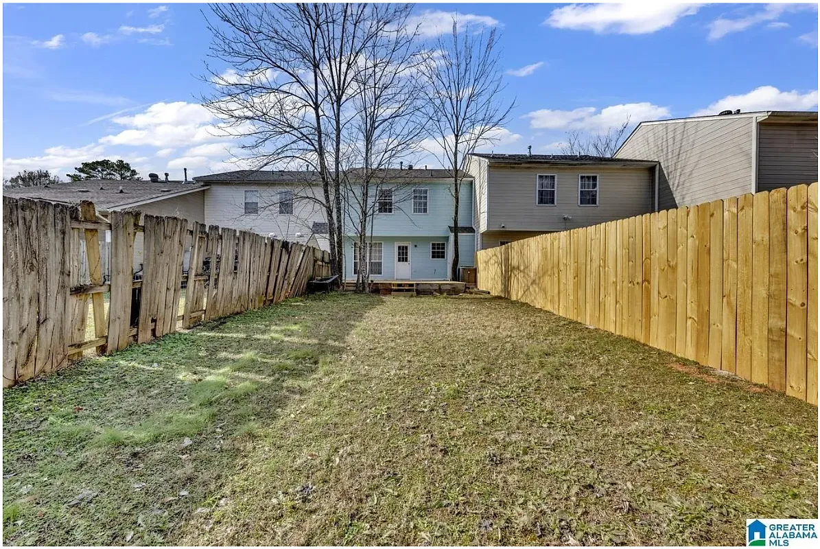 Building Photo - 218 Willow Point Cir #1