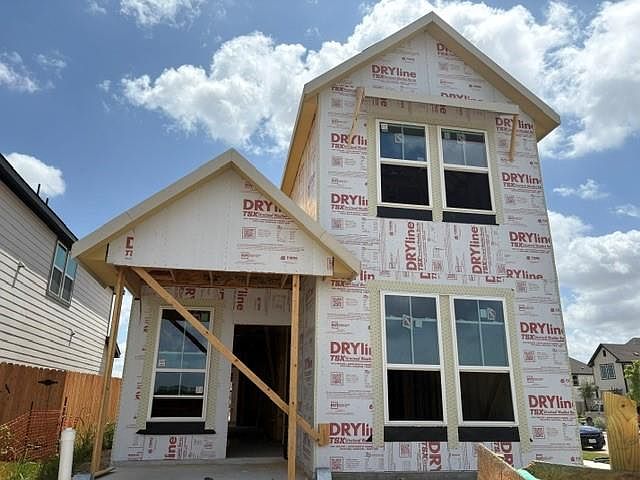 1st image of 100 Hartson Dr