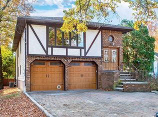 197 Horseneck Rd, Fairfield, NJ 07004