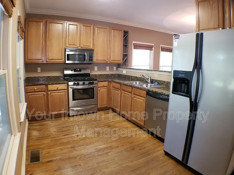 164 Fulton Way SE — Photo 12