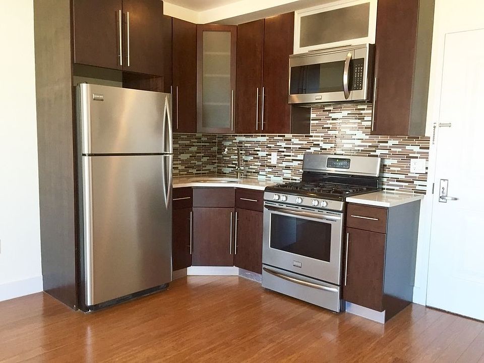 1st image of 2532 30th Dr APT 9A