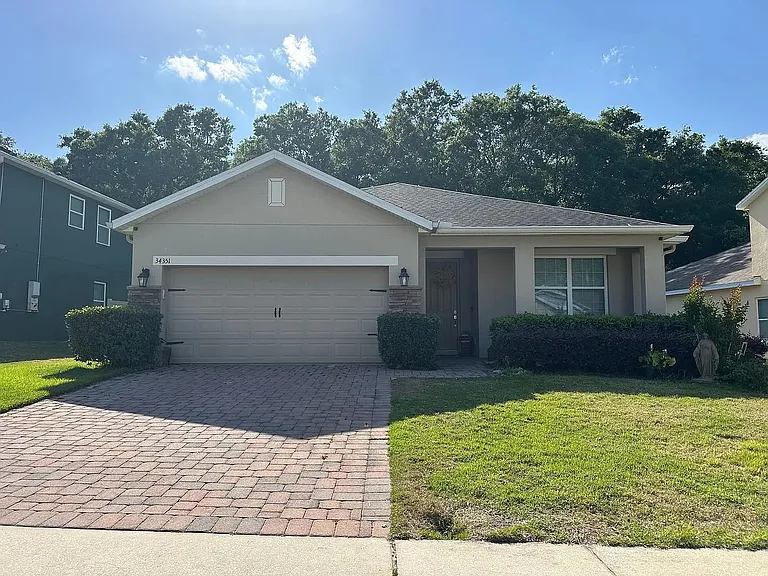 34351 Alameda Dr — Photo 1