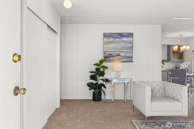 4th image of 11622 Silver Lake Road #71