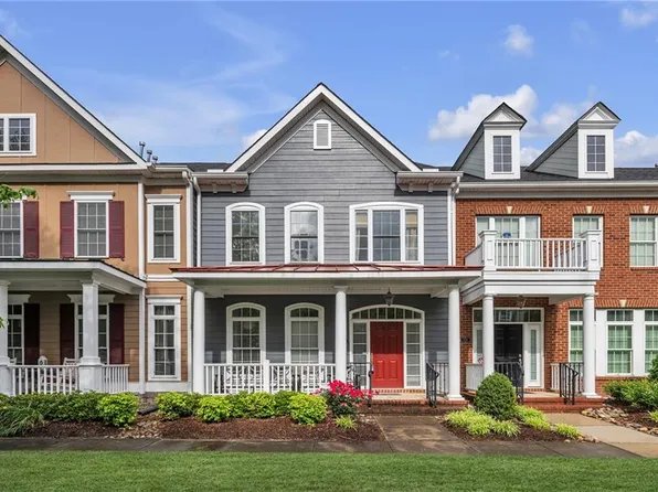 925 Cranberry Dr #70, Chesapeake, VA 23320