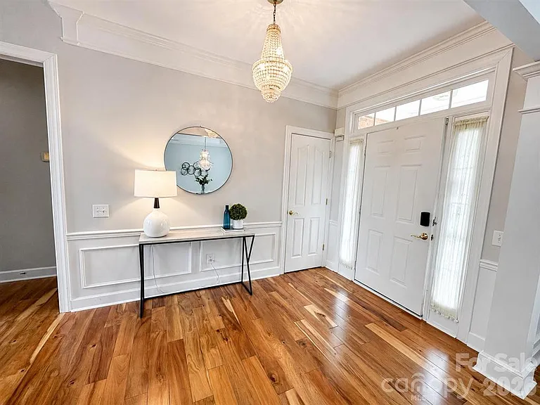 11106 Knight Castle Dr — Photo 7