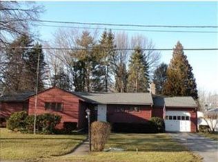 23 Rockridge Rd, Andover, MA 01810