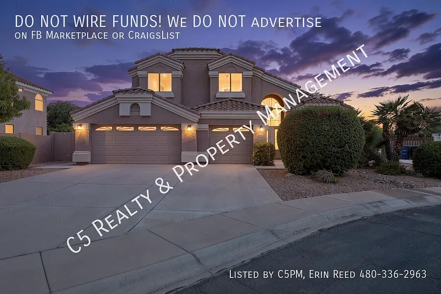 Gorgeous Gilbert Home with Private Pool — Photo 1