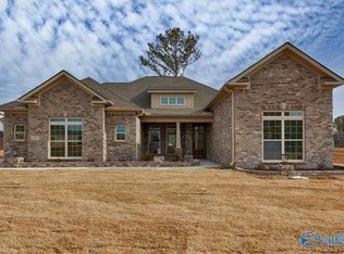 148 Lanwood Dr, Huntsville, AL 35811