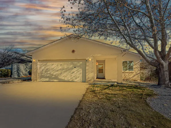 3126 Thoreau Meadows Dr NE, Rio Rancho, NM 87144