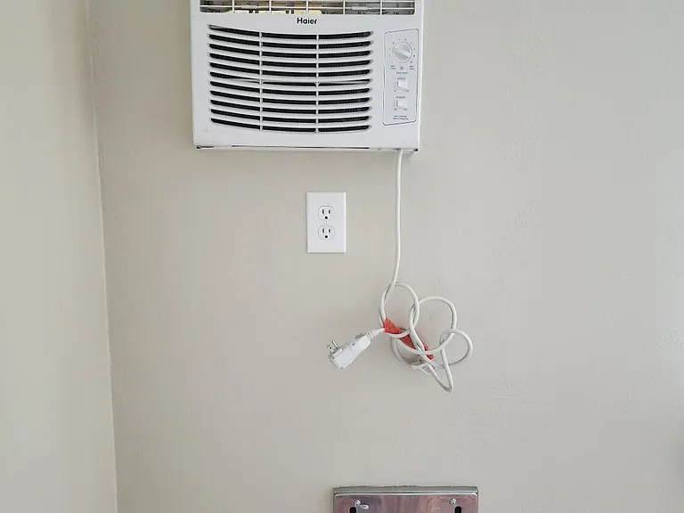 139 S Avenue 52 #6 — Photo 7