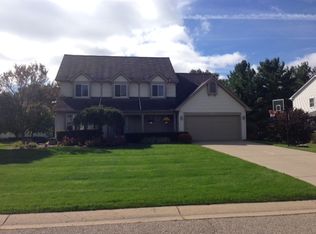 2512 W Bloomfield Oaks Dr, West Bloomfield, MI