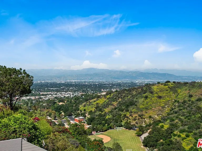3642 Beverly Ridge Dr — Photo 47