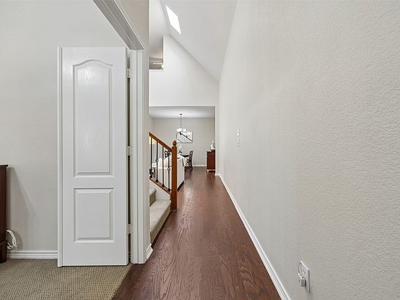 3rd image of 10269 Boyton Canyon Rd
