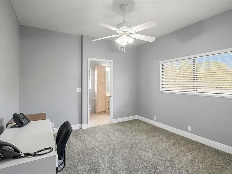 6110 9th Avenue Cir NE — Photo 11