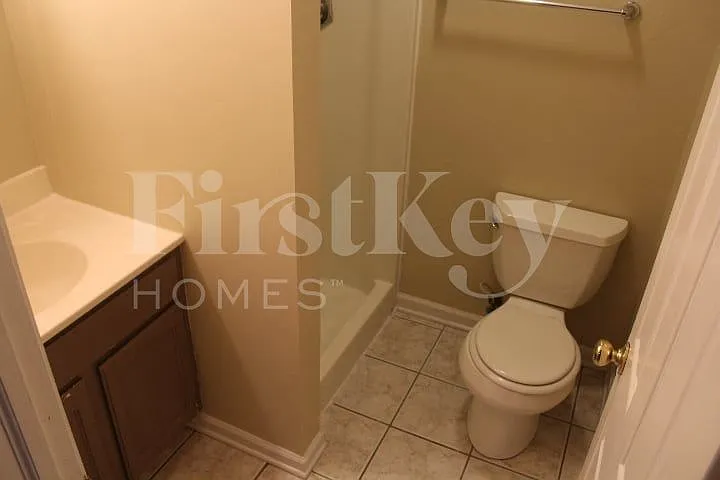 9440 Port Royal Dr — Photo 16