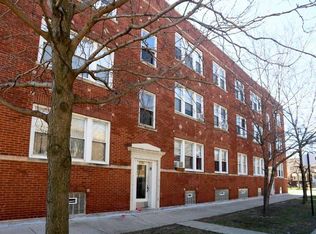 3565 W Henderson St, Chicago, IL 60618