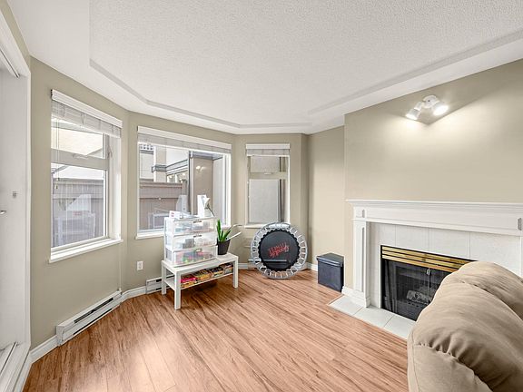 5th image of 4821 53rd St #B205