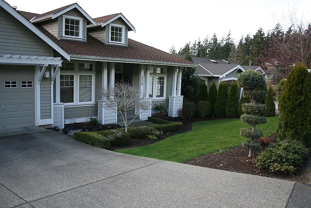 3225 198th Pl SE photo 1