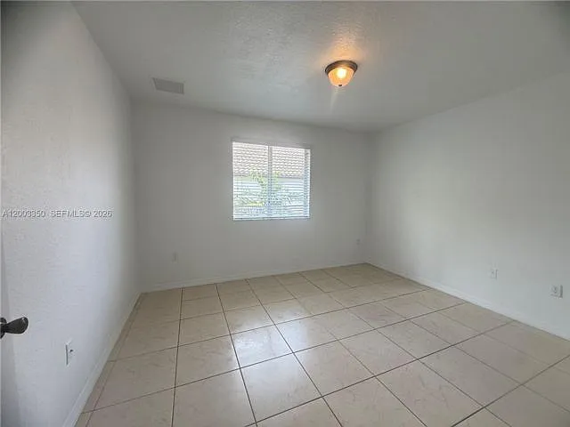 8802 NW 109th Ct — Photo 4