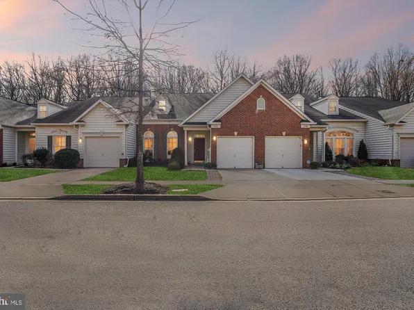 328 Colony Point Pl, Edgewater, MD 21037