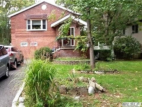3rd image of 182 Walter Ave