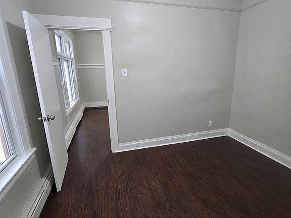 5th image of 247 Amherst St #2L1